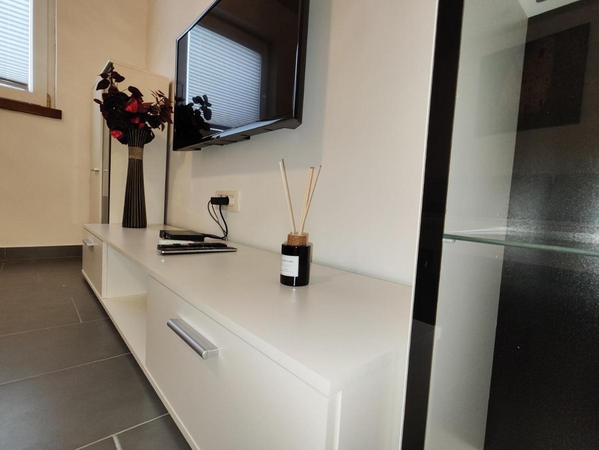 Goriska Apartments Ajdovščina Zewnętrze zdjęcie