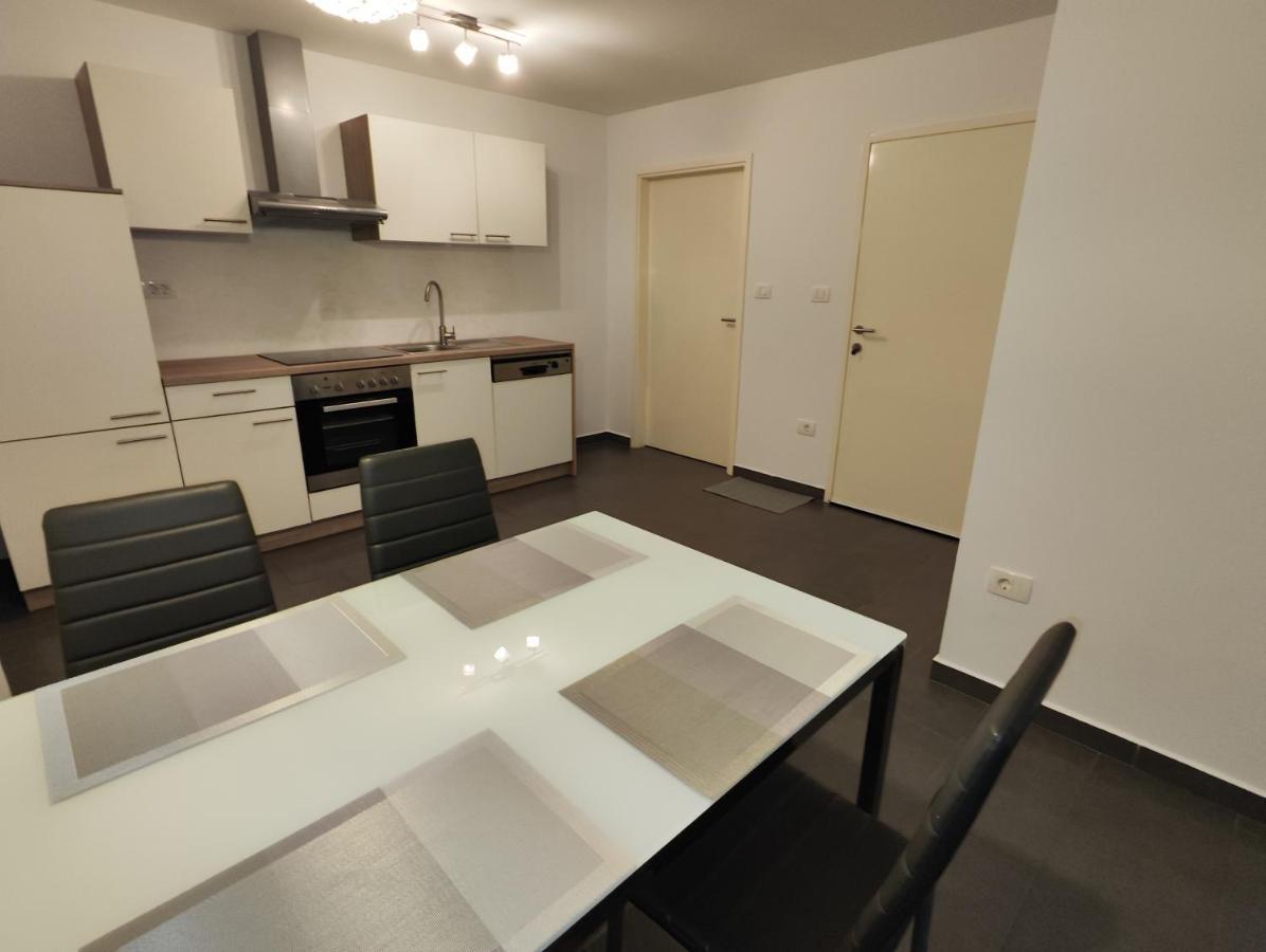 Goriska Apartments Ajdovščina Zewnętrze zdjęcie