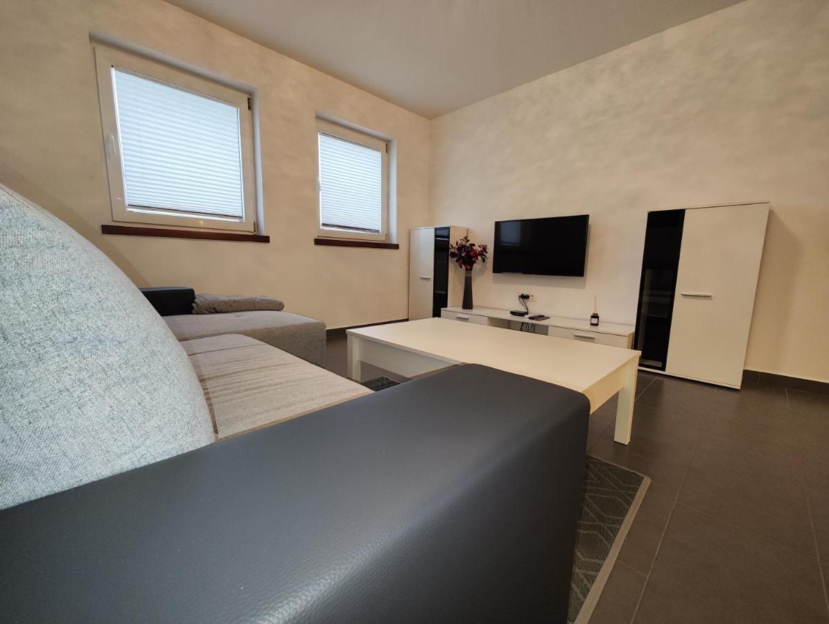 Goriska Apartments Ajdovščina Zewnętrze zdjęcie